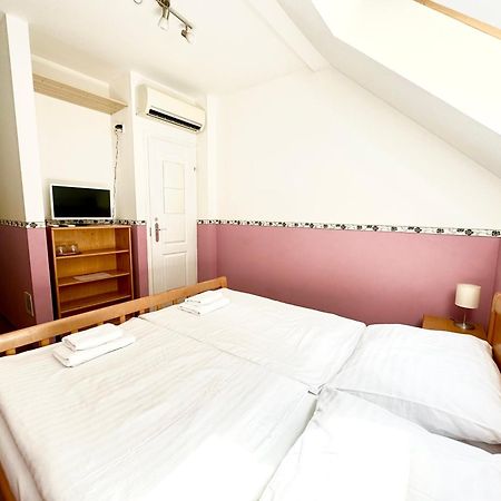 Appartement Privat Adriana à Kremnica Extérieur photo